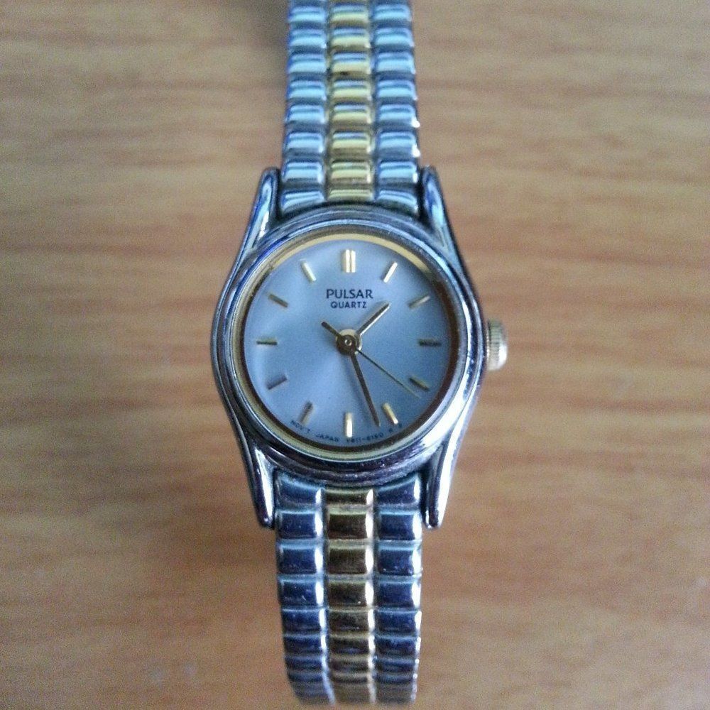 Pulsar Quartz Watch💥PRICE DROP💥